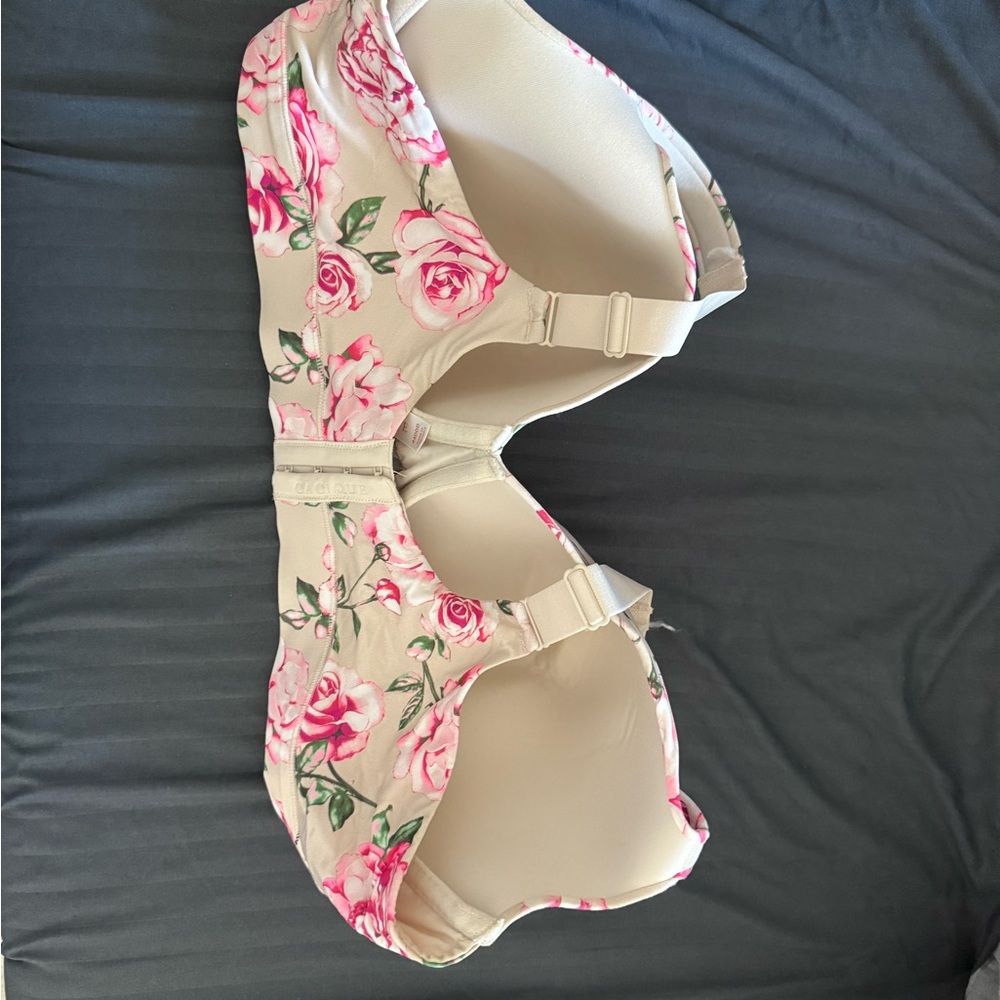 Comfort Bliss Cacique Bra - Picture 3 of 13